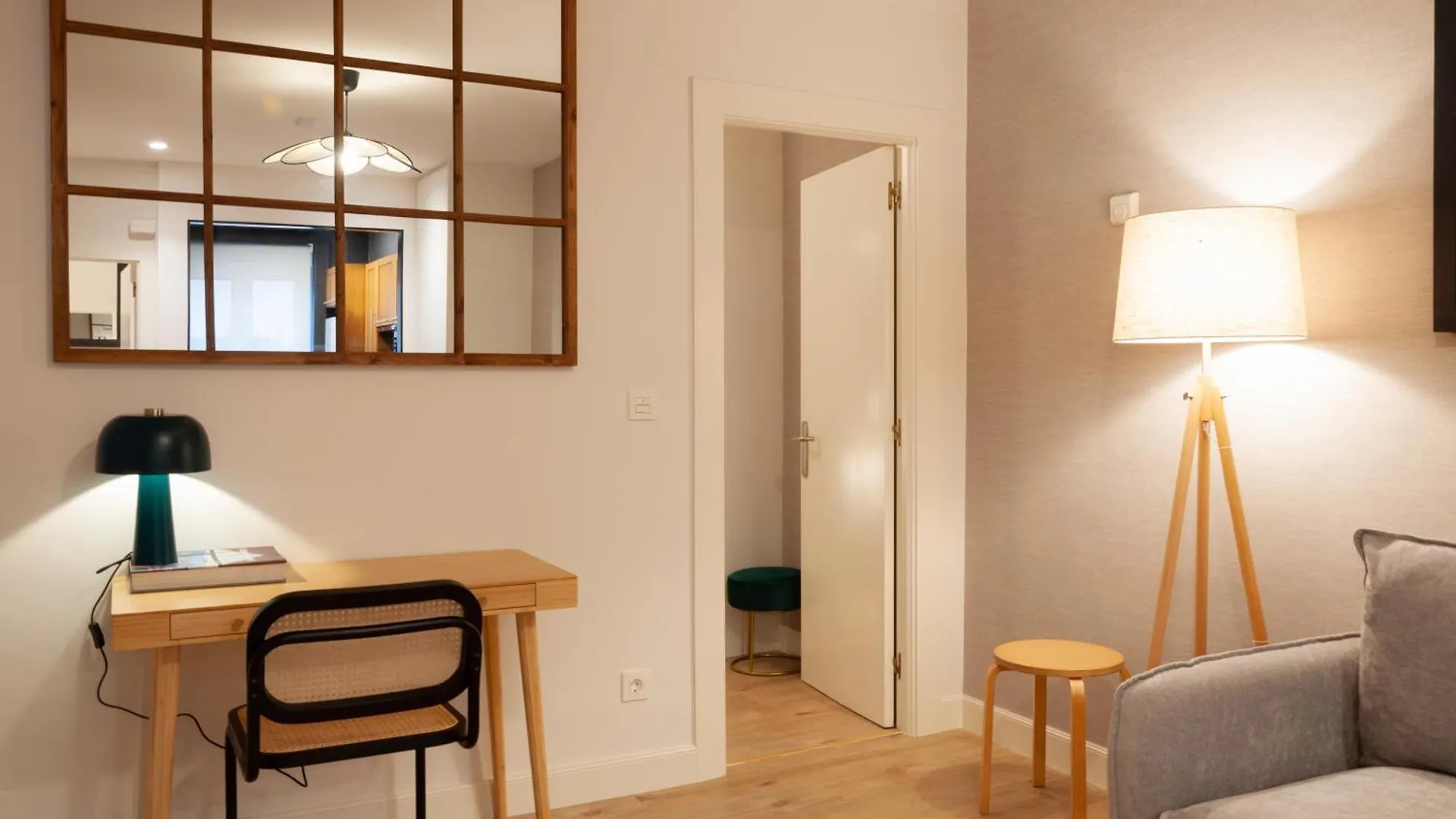 Vivienda Turistica En Bilbao La Vieja Con Wifi Y Parking Apartment 0*,  Spain