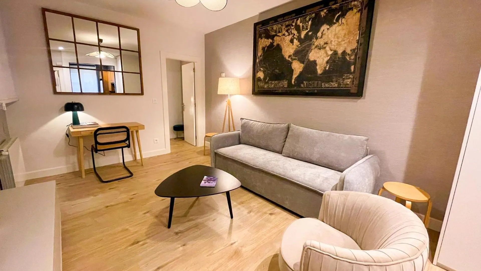 Vivienda Turistica En Bilbao La Vieja Con Wifi Y Parking Apartment
